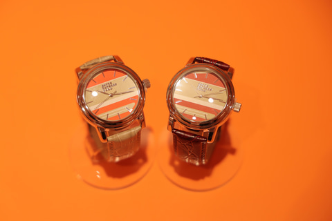 アビステ 腕時計 ロマンスカーミュージアム限定(LSE)