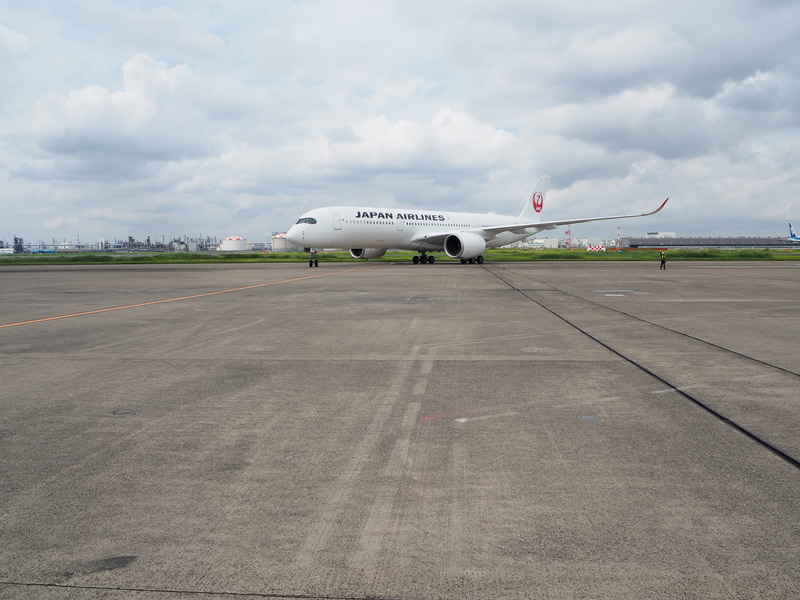 9号機が羽田に到着した（写真提供：日本航空）