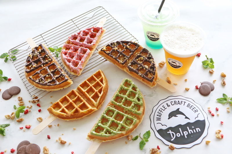ワッフル＆クラフトビールのお店にリニューアルする「ドルフィン」