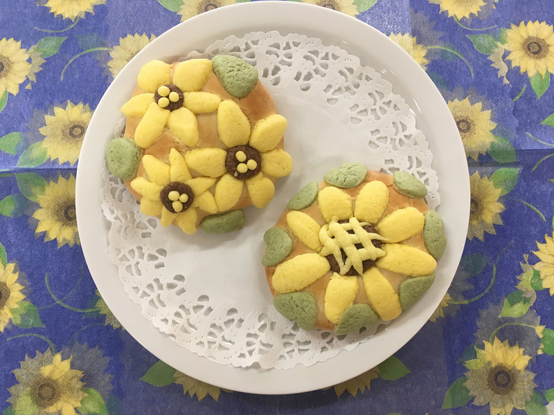 体験プログラム「ひまわりメロンパン作り」