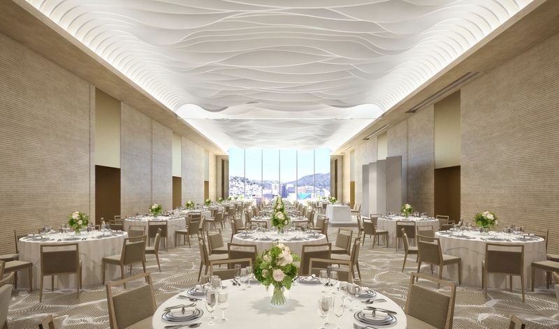 レストラン、フィットネスジム、温浴施設、バンケット、チャペルなどを有する