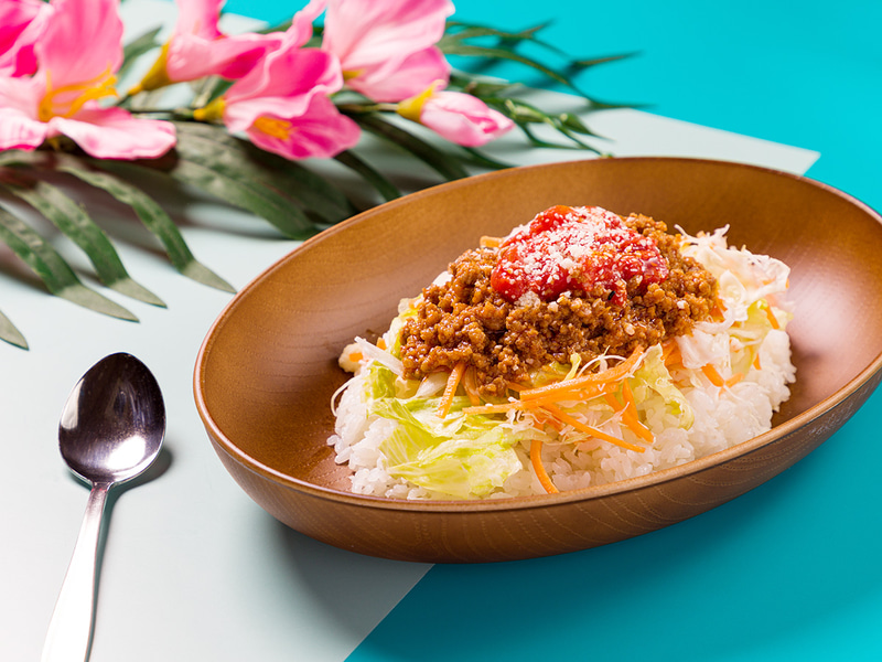 沖縄料理の定番「タコライス」