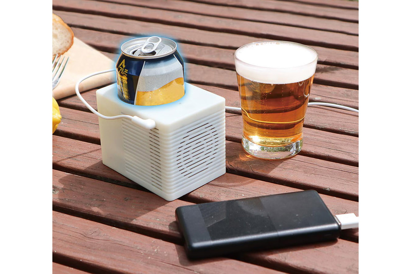 サンコーはモバイルバッテリで動作する缶/ペットボトルクーラーを発売した