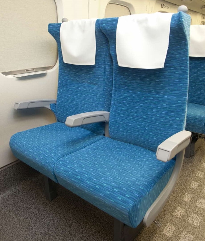 車掌体験ではN700系の本物の座席を使用