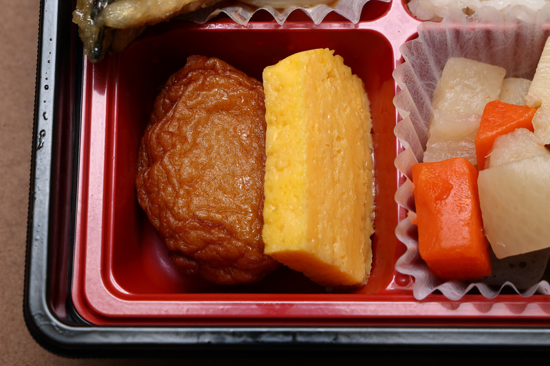 薩摩の定番「さつま揚げ」とお弁当の定番「玉子焼き」