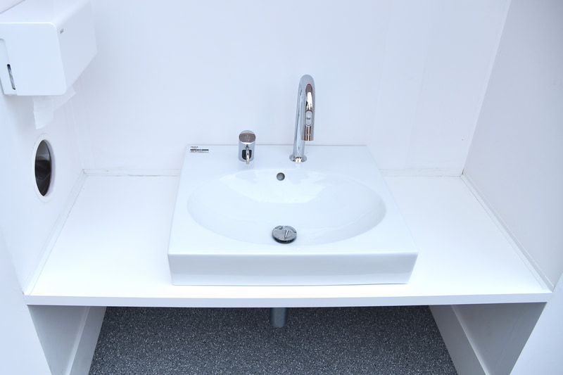 子供用の低い位置で手を洗えるエリアも用意