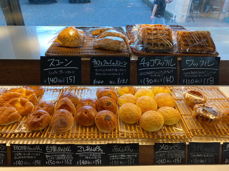 甘い系から惣菜パンまで充実のラインナップ