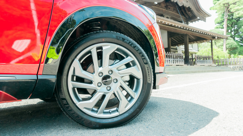 18インチのアルミホイール「MS-045」（4万6200円/本）