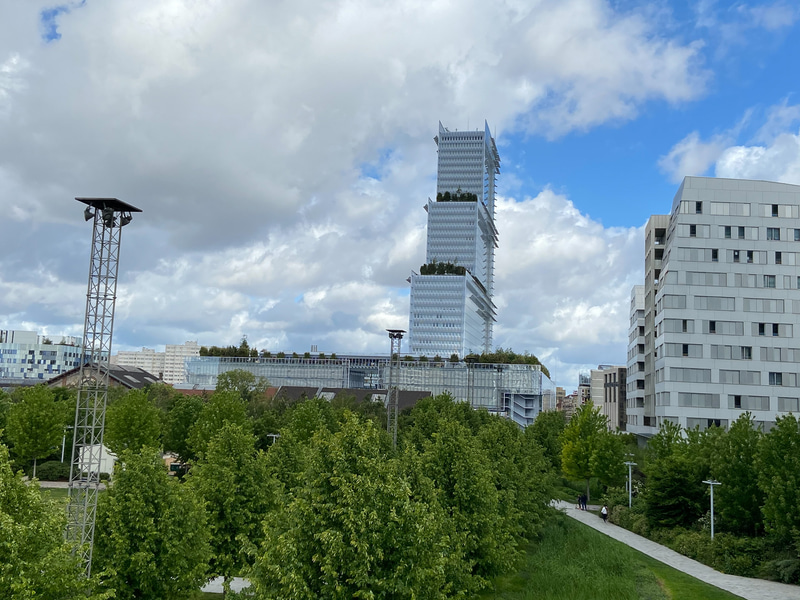 パリ市高等裁判所