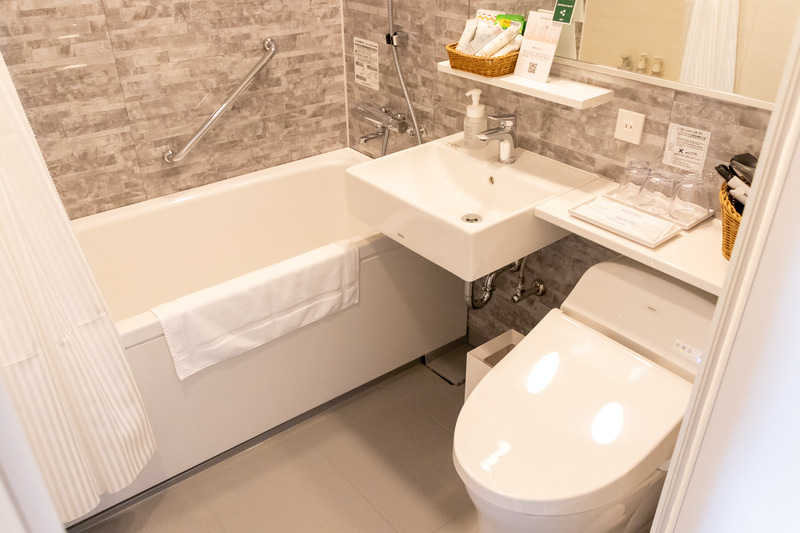 ユニットバスだが浴槽は大きめなので、狭苦しい感じはまったくない