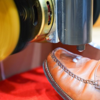 茶色用と黒色用を使い分け可能