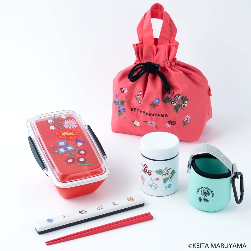 左から時計回りに、ドームランチ/ランチ巾着/ポケトルスープカバー/ポケトルスープ/箸箱セット