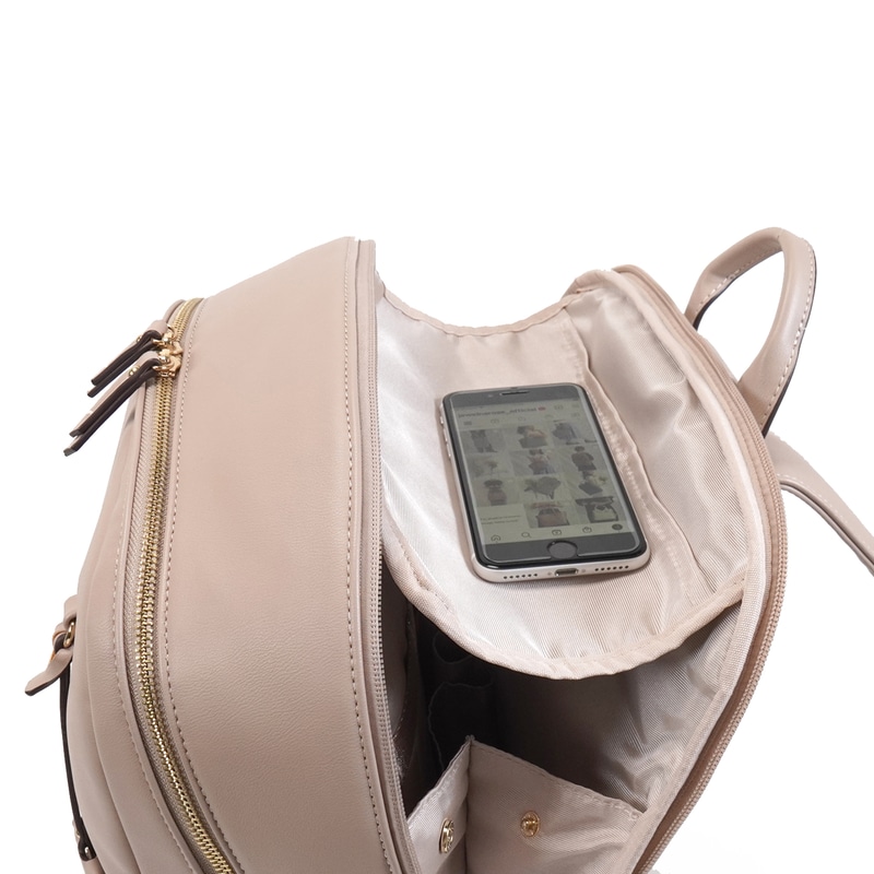 チケットホルダーを引っ掛けてフラップ代わりに