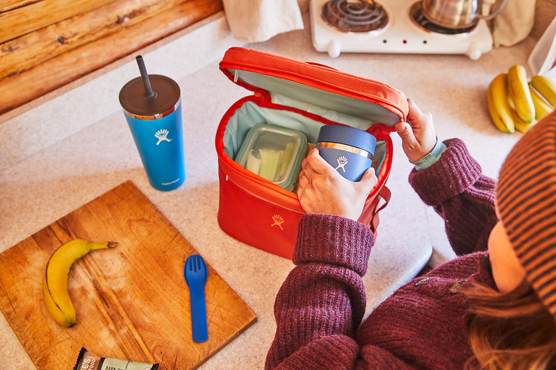 ビルベリー、ブラックベリー、チリの3色展開