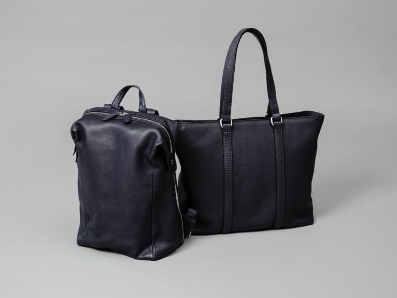 ※バックパックは10月中旬発売予定