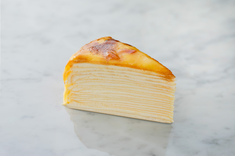 カサネオの「ミルクレープ はじまり」（1ピース500円）