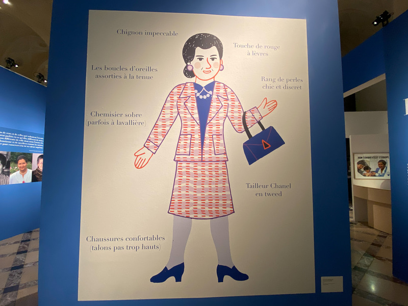 シモーヌは大抵こういうファッションでした