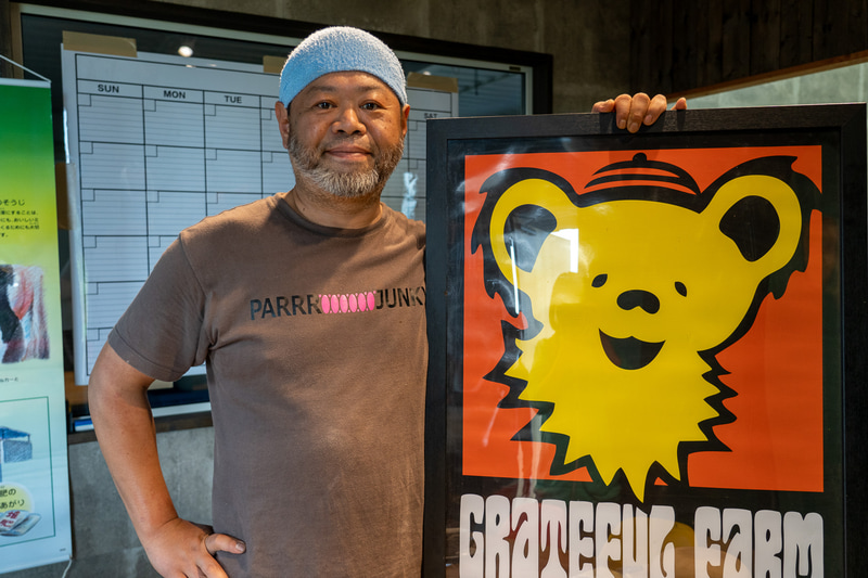 酪農家として松岡牧場を営む松岡慶太さんは愛知県豊橋市出身。2009年から浜中町で牧場をスタート