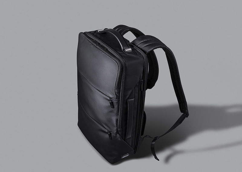 ゼロハリバートンはビジネスリュックシリーズ「Z Pack」を発売する