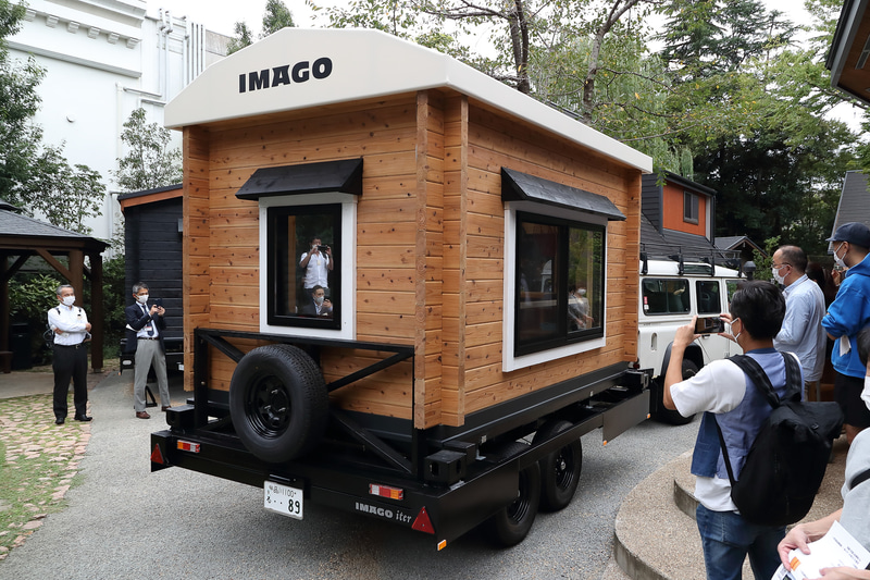 屋根は2タイプあり今回展示されたのは幌屋根タイプ