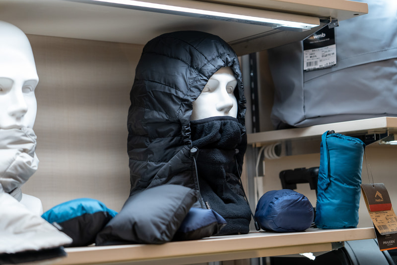 新製品のダウンヘッドウォーマーは11月発売予定