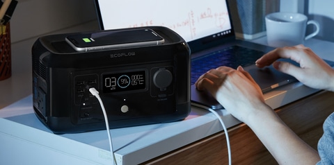 スマホがワイヤレス充電できる210Whの軽量ポータブル電源「EcoFlow