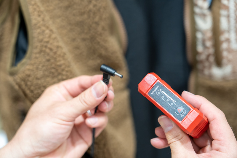 バッテリーは夏（空調ファンウェア） にも冬（ヒーターウェア）にも対応可能