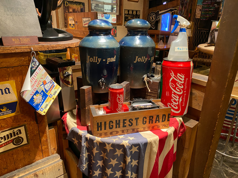 アメリカンな内装がかわいい