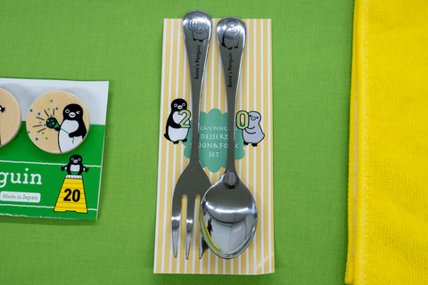 Suicaのペンギン、20周年グッズが大集合！ 限定スイーツ＆雑貨を一挙