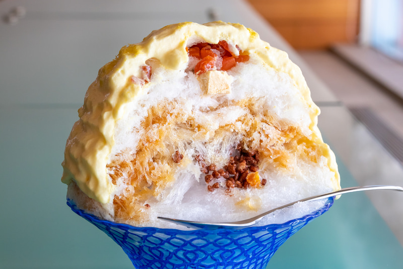 かき氷新幹線ドクターイエローの断面