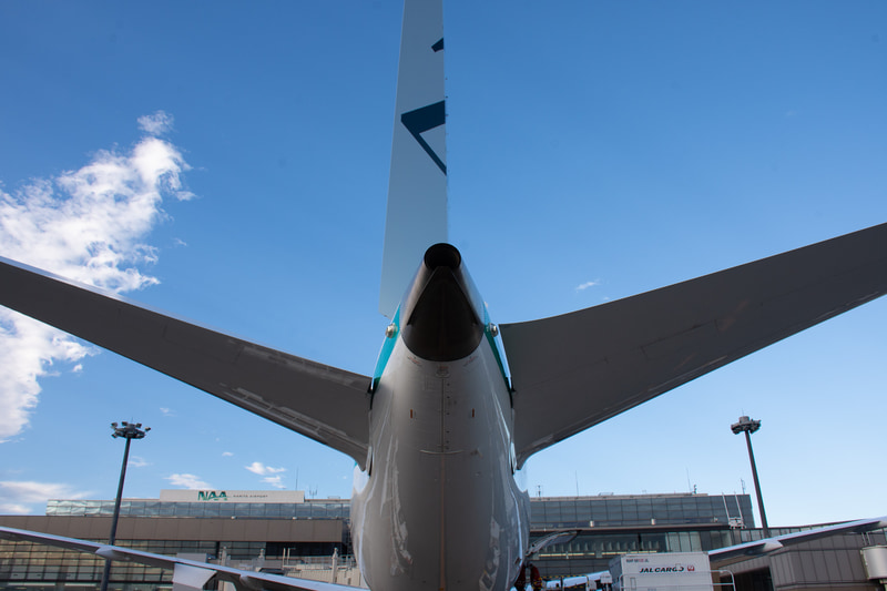 74番スポットに駐機する3号機