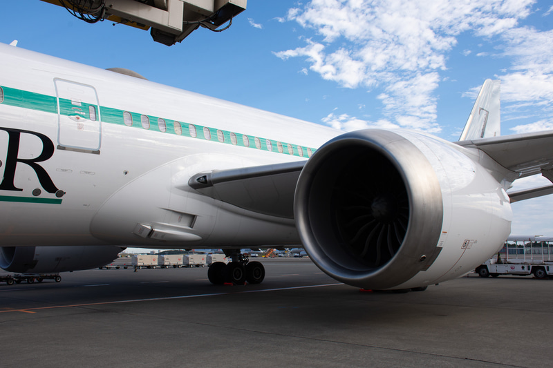 74番スポットに駐機する3号機