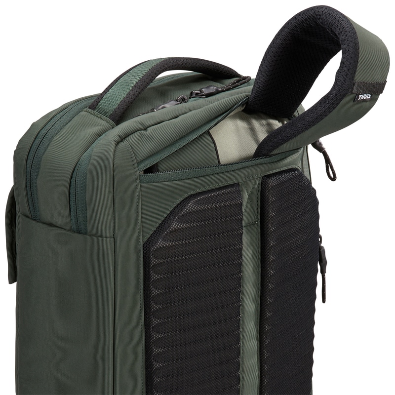 ブリーフケースとバックパックの2WAY仕様