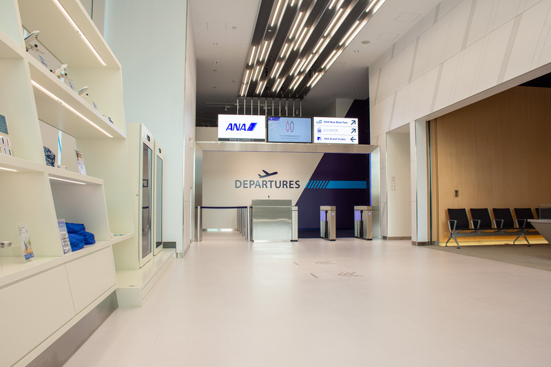 出発ゲート前をイメージしたエントランス