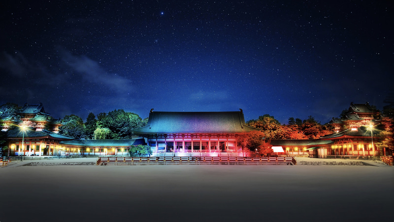 境内ライトアップ「光の響縁」