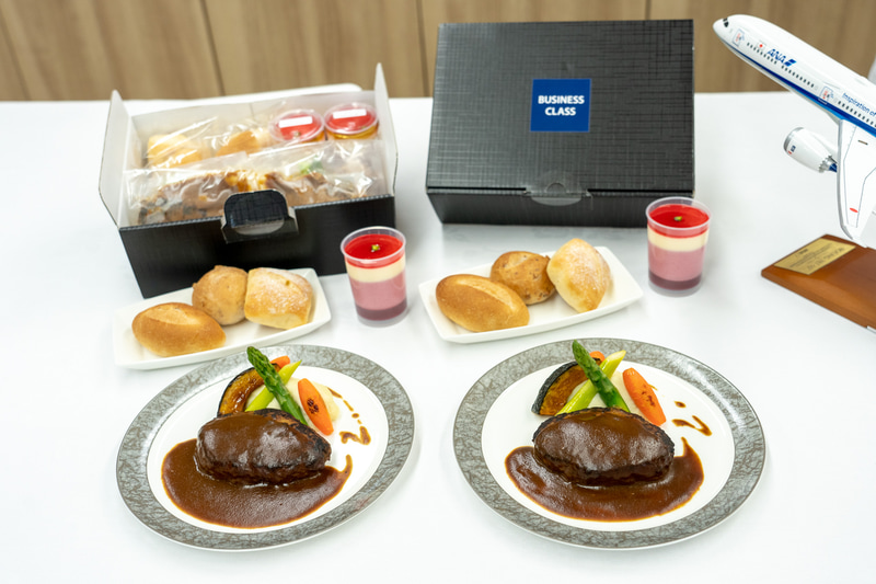 価格は2食セットで1万円（送料込み）