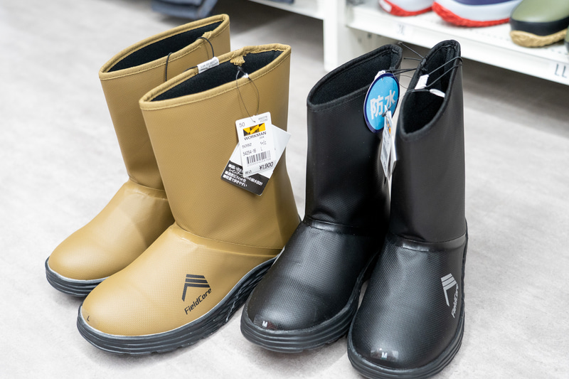 東京で年に1～2回雪が降ったときに使える長靴は？と聞いたら紹介されたレインブーツ。適度なフィット感で軽くてよい