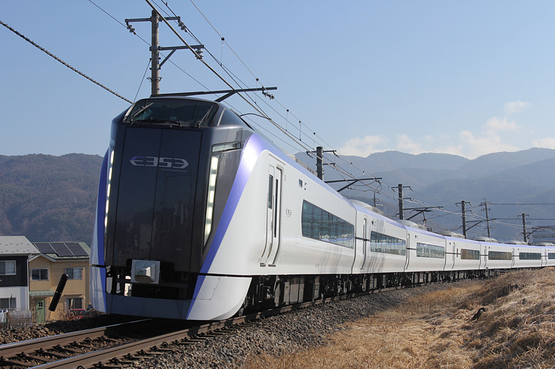 JR東日本は中央線特急「かいじ」のえきねっと限定の割引「お先にトクだ値」（乗車券つき）を発売する
