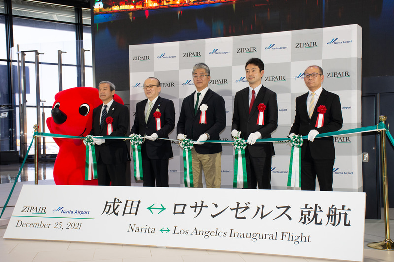 テープカットを実施した