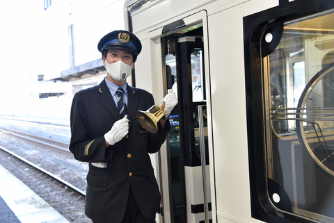 JR西日本 特急 La malle de Bois スマホケース 岡山デニム 楽天市場