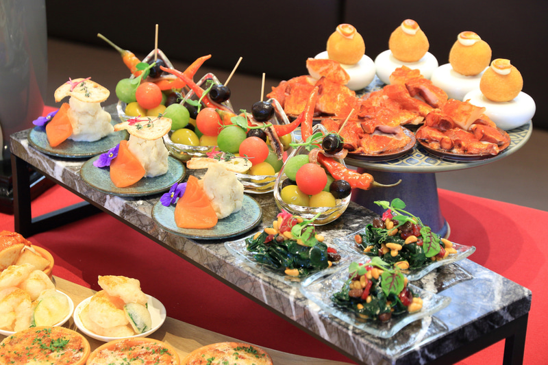 夕食のコースで出てくる料理の数々