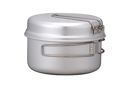 軽量、熱伝導性、非磁性に優れるアルミ製のクッカー