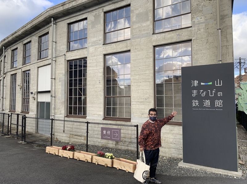 「水曜どうでしょう」のディレクター・藤村さんが津山市を訪れセレクトした産品と観光地を紹介