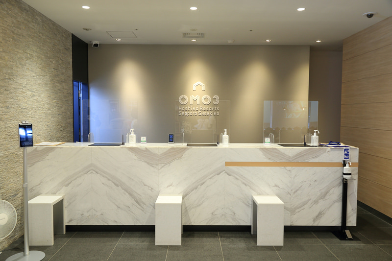 シンプルなデザインのフロント