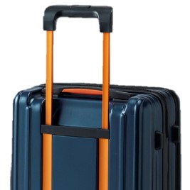 落ち着いたカラーバリエーションにオレンジ色のハンドルバーやインナーを合わせる