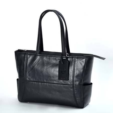 「クラスJシート レザートートバッグ」（5万5000円）