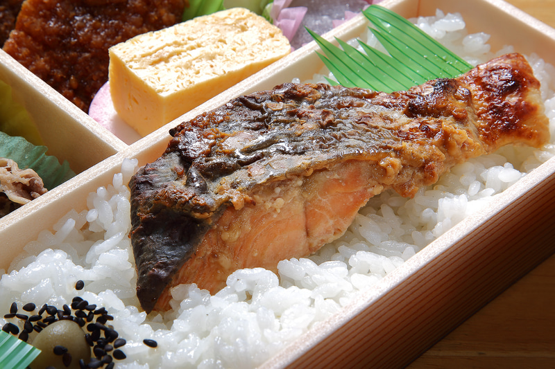 安養寺味噌で焼いた鮭の味噌焼き