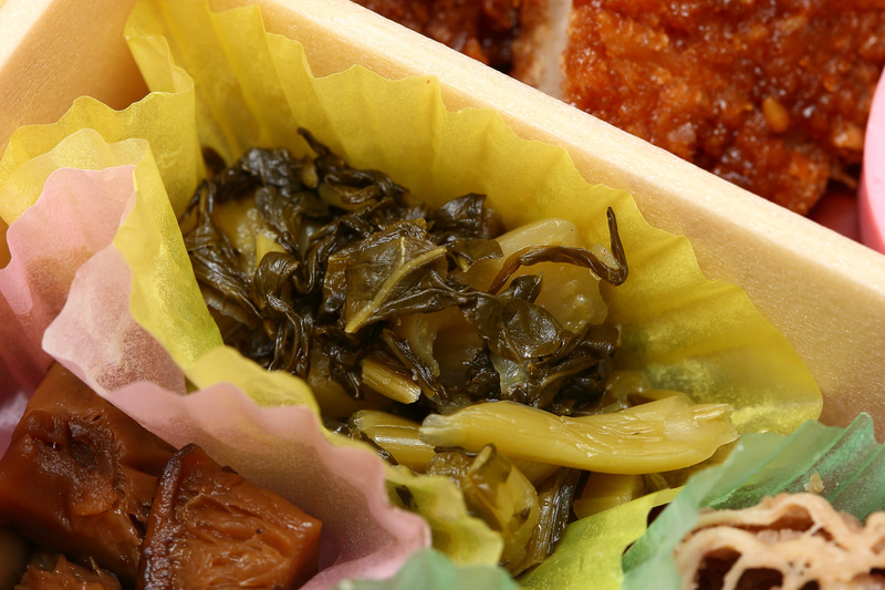 信州名物、野沢菜の炒め物