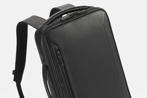 エース、2WAYスリムビジネスリュック「ace. エグザック レザー