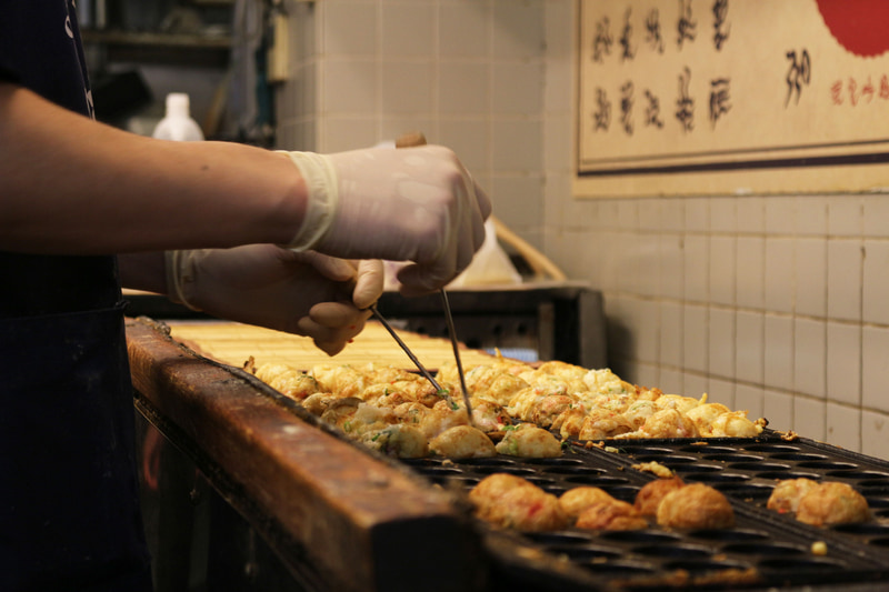 地元飲食店の食事券が付いた「くいだおれ」プラン